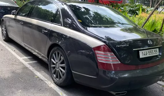 Maybach Zeppelin đắt và hiếm nhất tại Việt Nam xuất hiện tại Hà Nội với biển ngũ quý 5 của tỉnh Quảng Ninh