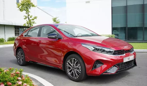 Doanh số sedan hạng C tháng 5/2024: Mazda3 "rớt đài", nhường ngôi cho Kia K3