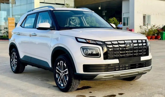 Hyundai Venue có giá bán thực tế tại đại lý chỉ 485 triệu đồng, rẻ nhất phân khúc SUV hạng A