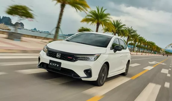 Honda City được khuyến mãi gần 60 triệu đồng, tăng áp lực lên Hyundai Accent và Toyota Vios