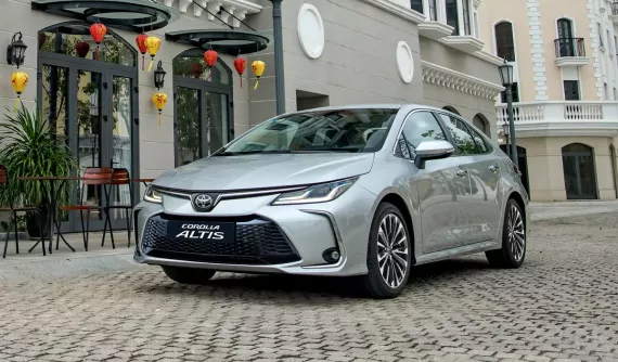 10 mẫu ô tô bán kém nhất tại Việt Nam trong tháng 6/2024: Toyota Corolla Altis lọt top