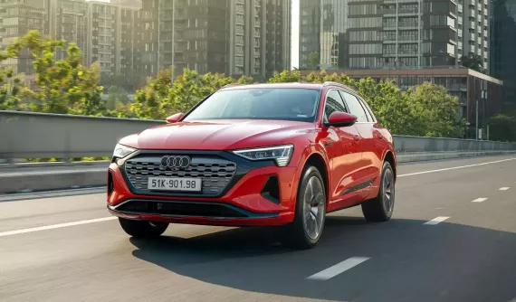 SUV hạng sang mới ra mắt Việt Nam đứng trước nguy cơ "chết yểu"