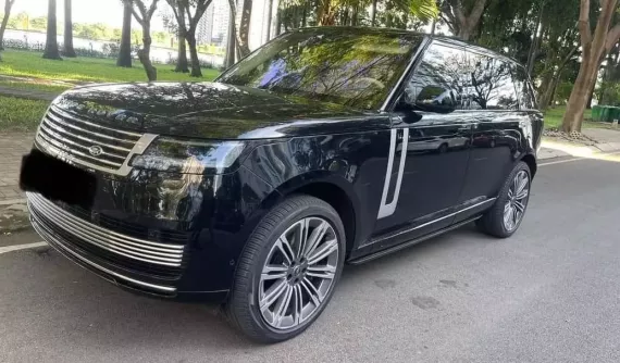 Đại gia sở hữu xe Range Rover SV chưa bao lâu dã vội bán lại, lỗ gần 10 tỷ đồng, nhưng vẫn đắt ngang siêu xe mới
