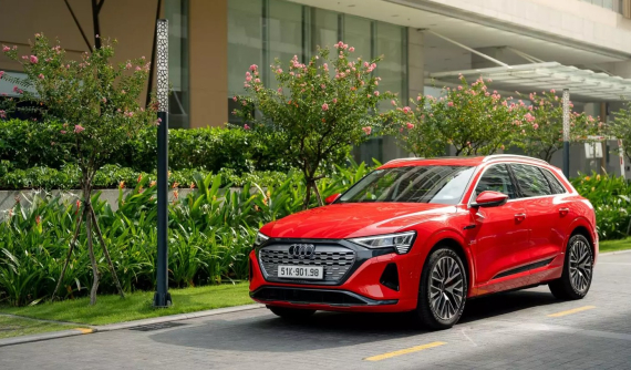 Đánh giá Audi Q8 e-tron – Xe đẹp, lái hay nhưng thiếu sót ở hệ thống ADAS
