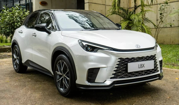 SUV hạng sang Lexus LBX liên tục ra mắt Đông Nam Á, liệu có về Việt Nam để lấp chỗ trống của IS?