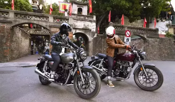 Sau hơn nửa năm ra mắt Việt Nam, mô tô Honda CB350 H’ness lần đầu tiên có khuyến mãi