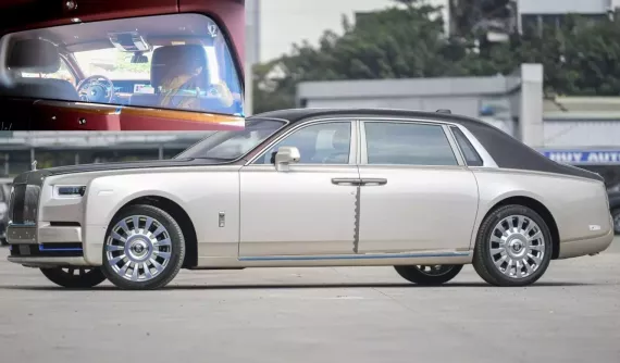 Cận cảnh xe Rolls-Royce Phantom VIII mới về Việt Nam: Màu sơn cá tính, trang bị vách ngăn giữa 2 ghế, giá 39 tỷ đồng