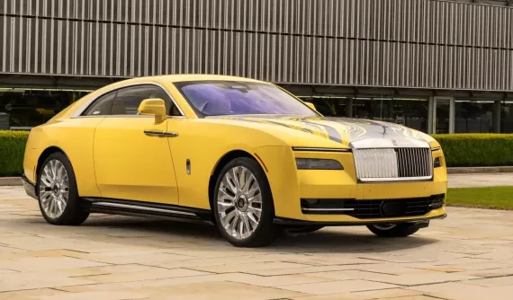 Rolls-Royce Spectre Semaphore đặc biệt để chào đón tuần lễ xe hơi Monterey