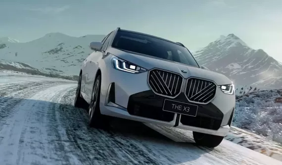 Chiều khách hàng ở thị trường tỷ dân, BMW vén màn X3 phiên bản kéo dài với nội thất rộng hơn