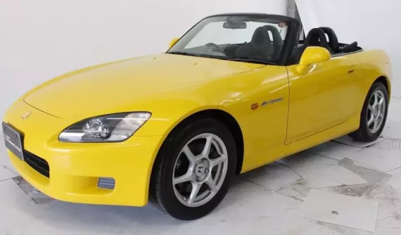 Chiếc xe JDM Honda S2000 này đang được rao bán đến 2,8 tỷ đồng, 25 năm chạy mới 1.200 km, phong cách giống "Qua" Vũ