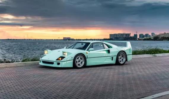 Siêu phẩm Ferrari F40 duy nhất trên thế giới mang màu xanh bạc hà, quá khứ đầy nổi tiếng