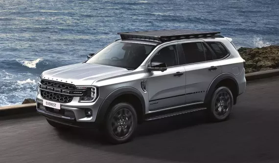 Ford Everest được bổ sung phiên bản Sport với thiết kế mới và màn hình giải trí lớn hơn