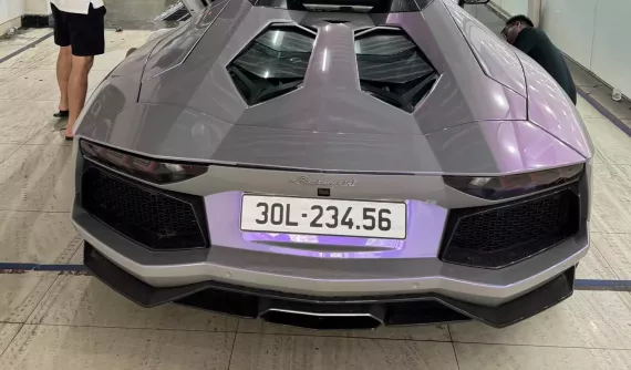 Đã hiếm chiếc siêu xe mui trần Lamborghini này còn được ướm thử siêu biển sảnh rồng, quá chất