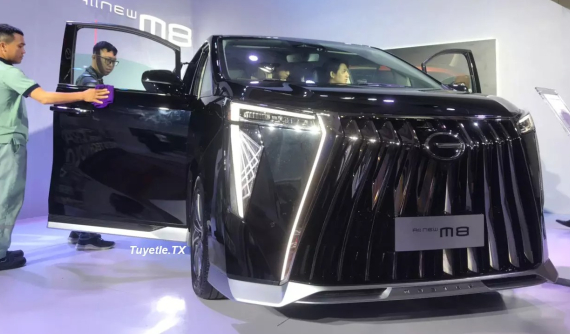 MPV cỡ lớn GAC M8 ra mắt Việt Nam, giá từ 1,699 tỷ đồng, ôm tham vọng cạnh tranh Toyota Alphard
