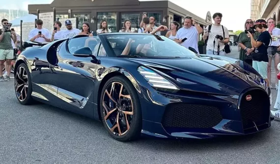 Có thể bạn không tin nhưng chiếc Bugatti này có thể mua được 400 xe Toyota Vios nhưng lại thiếu option cơ bản này