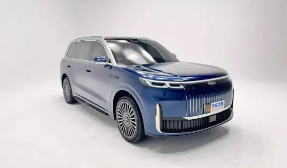 SUV hàng đầu Chery Fulwin T11 lộ diện, khá giống xe Range Rover