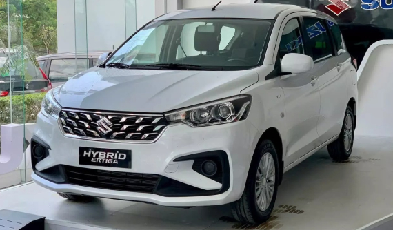 Suzuki Ertiga Hybrid được đại lý giảm giá đến 100 triệu đồng để xả hàng tồn