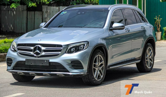 Mercedes-Benz GLC 300 đời 2016 giá hơn 1 tỷ đồng, ngang Hyundai Santa Fe