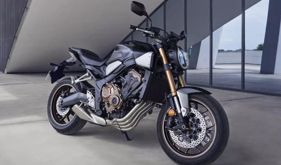 Honda Việt Nam giới thiệu phiên bản mới của bộ đôi mô tô phân khối lớn CB650R và CBR650R