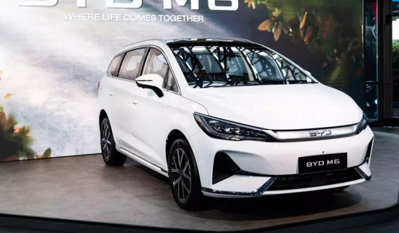 Đại lý Việt mở cọc cho mẫu MPV thuần điện BYD M6, cạnh tranh Toyota Innova Cross