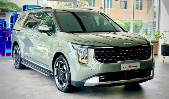 Chiêm ngưỡng thiết kế thực tế của Kia Carnival 2025 tại đại lý Việt