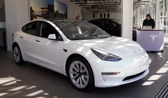 15 mẫu ô tô mất giá nhiều nhất trên thị trường xe cũ, chiếm một nửa là xe điện