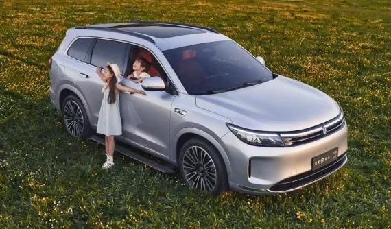 Aito M7 "bán chạy như tôm tươi" chỉ sau 1 năm ra mắt