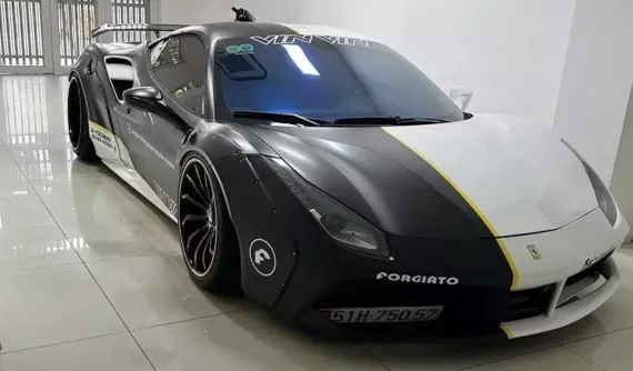 Ferrari 488 GTB độ Liberty Walk bất ngờ được chủ nhân rao bán chỉ sau 1 tuần đăng kiểm thành công