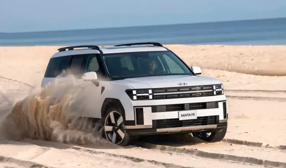 Doanh số SUV hạng D tháng 9/2024: Hyundai Santa Fe tăng trưởng nhờ thế hệ mới nhưng vẫn thua Ford Everest