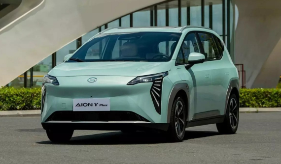 SUV thuần điện Aion Y Plus chính thức ra mắt Việt Nam, giá từ 888 triệu đồng