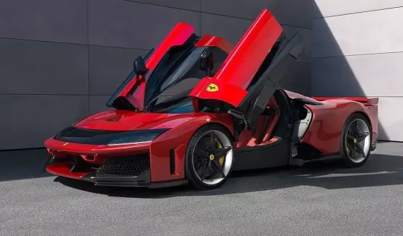 Đánh giá nhanh Ferrari F80: 9 sự thật quan trọng về siêu xe hybrid V6 trị giá 3,9 triệu đô la