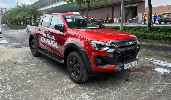 Isuzu D-Max 2024 xuất hiện trước giờ G triển lãm Vietnam Motor Show 2024