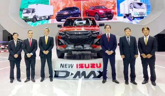 Gian hàng Isuzu tại VMS 2024: Xe bán tải D-Max thế hệ mới quyết đấu Ford Ranger