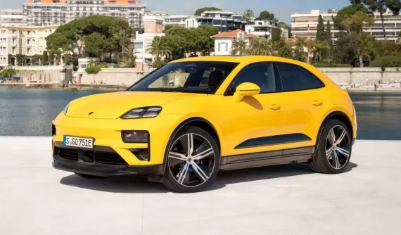 Doanh số Taycan bết bát khiến Porsche thay đổi kế hoạch sản xuất xe điện