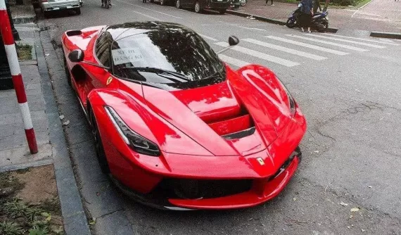 Lại rộ tin đồn siêu phẩm Ferrari LaFerrari xuất hiện tại Việt Nam