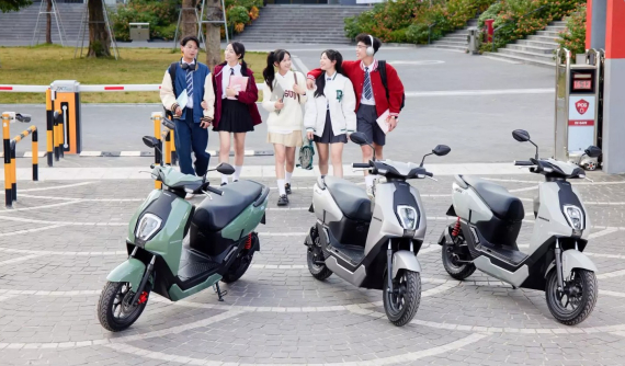 Tại sao Honda Việt Nam lại tung ra xe máy điện dưới 30 triệu cho học sinh?