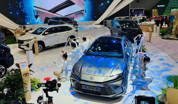 Ngoài Camry hybrid và Land Cruiser Prado, đây là tâm điểm thu hút khách hàng nhất của Toyota tại VMS 2024