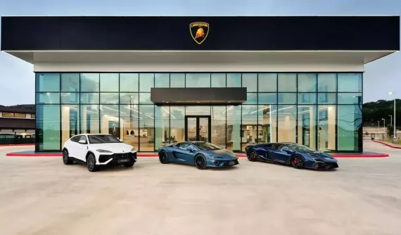 Siêu xe Lamborghini Revuelto và Urus "bán đắt như tôm tươi", không còn xe mới cho đến 2026