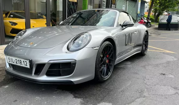 Đẳng cấp săn Porsche 911 của "vua cà phê" Việt Nam: Tậu ngay 911 Targa 4 GTS độc nhất