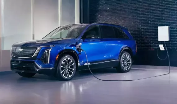 Đánh giá nhanh Cadillac Vistiq 2026: SUV điện sang, xịn, mịn với công suất 615 mã lực, tầm hoạt động 483 km