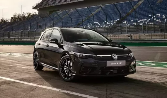 Volkswagen Golf GTI 2025 ra mắt: Thị trường Mỹ bị cắt bỏ bản 262 mã lực, bù lại có Golf R 328 mã lực