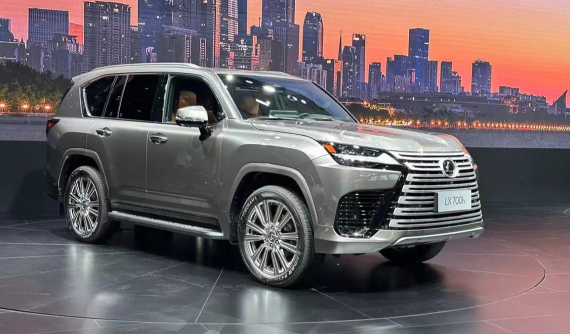 Lexus LX 700h 2025 chính thức ra mắt sát cạnh với Việt Nam, giá quy đổi từ 4,37 tỷ đồng