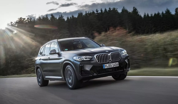 Cơ hội sở hữu xe BMW với ưu đãi kép hấp dẫn trong tháng 11