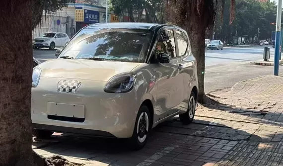 Cận cảnh Wuling Hongguang Mini EV thế hệ thứ hai, chờ ngày về Việt Nam