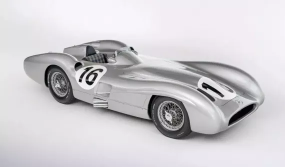 Chi tiết Mercedes-Benz W 196 R Streamliner, xe đua huyền thoại có thể được bán hơn 52 triệu USD