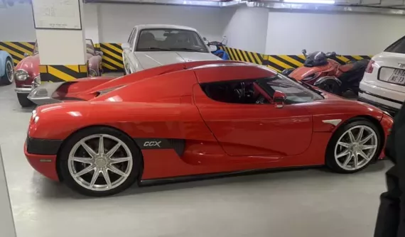 Video đầu tiên về siêu phẩm Koenigsegg CCX khi về đến Hải Phòng sau 2 năm vào Tp.HCM để đăng kiểm