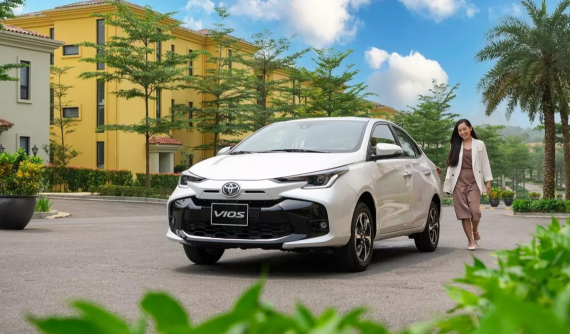 Toyota Vios lấy lại phong độ, bán hơn 2.000 xe trong tháng 11/2024