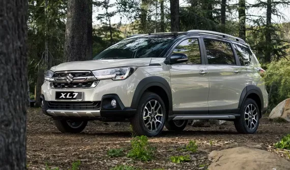 Bộ đôi xe Suzuki được hãng hỗ trợ hàng chục triệu đồng trong tháng cuối năm 2024