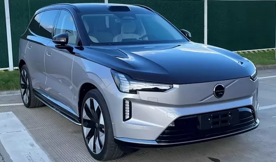 SUV điện Volvo EX90 do Trung Quốc sản xuất lộ diện, sạc 1 lần chạy 730 km, ra mắt năm sau
