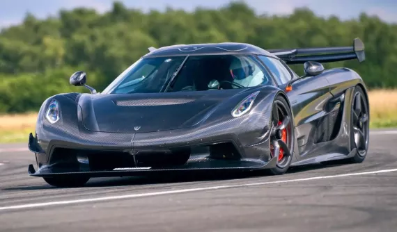 Siêu phẩm Koenigsegg Jesko mà 1 đại gia Việt đã bỏ vào giỏ hàng đã lập kỷ lục đua xe mới